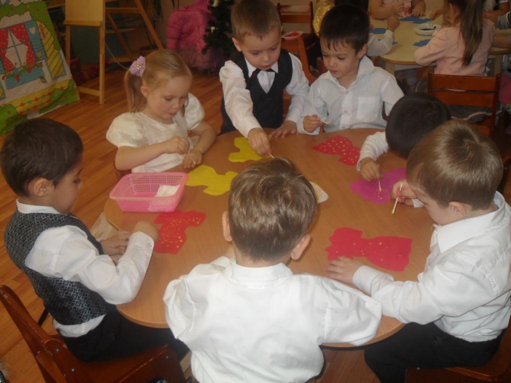 Мы любим рисовать!