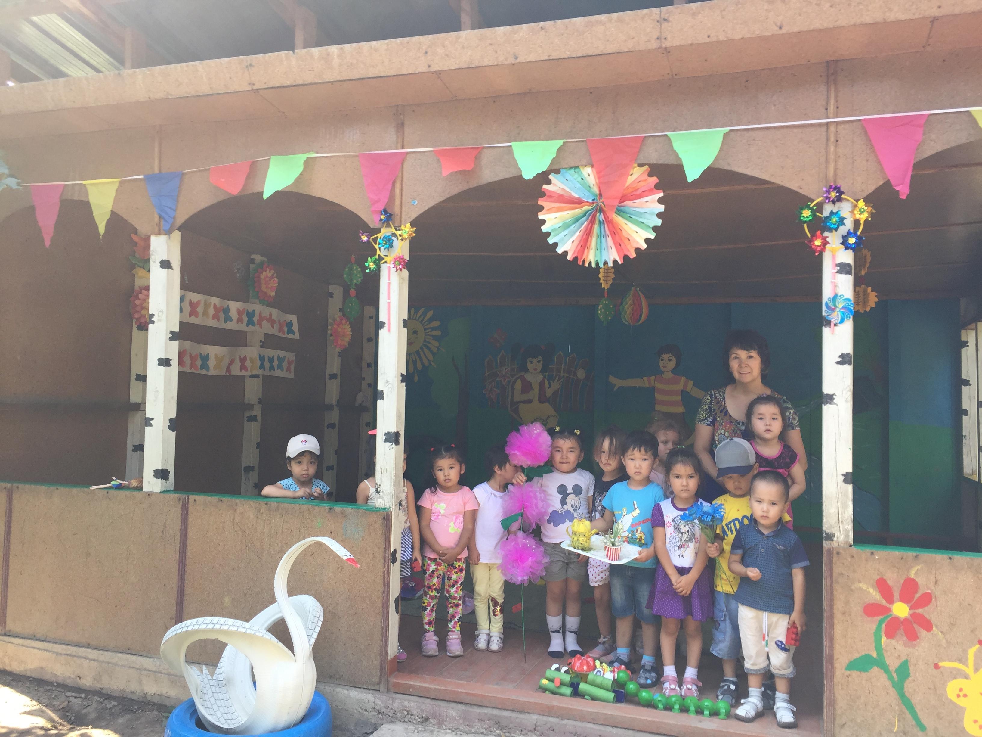 Табиғи заттардан жасалған бұйымдар көрмесі